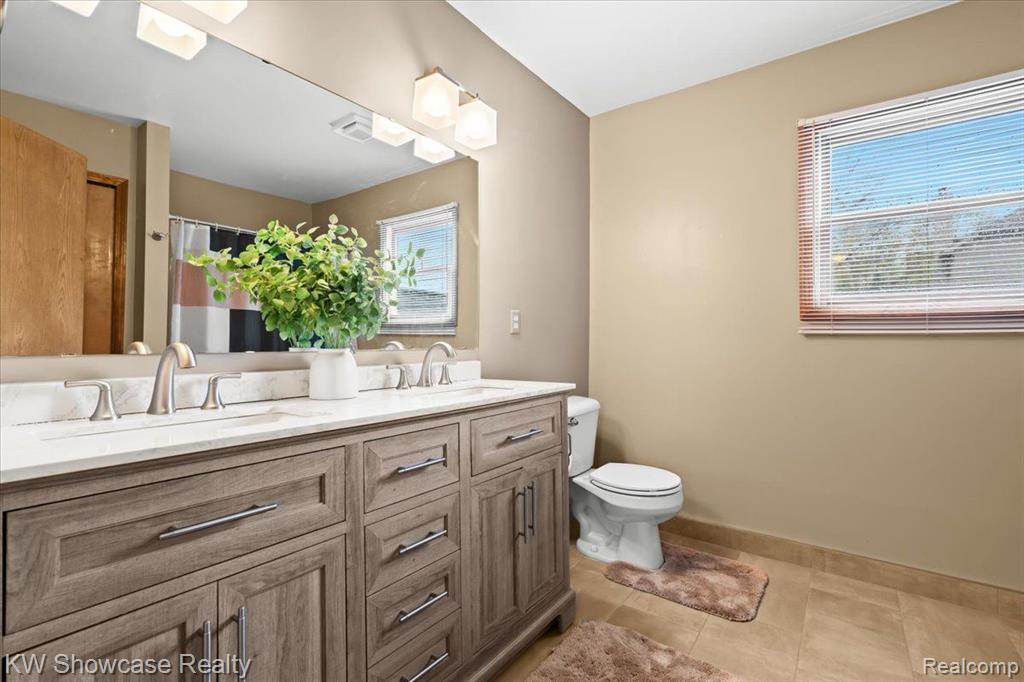 6140 ROSEWOOD Parkway, White Lake, MI 48383 — Photo 26