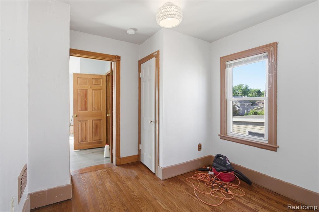 511 Godfroy Avenue, Monroe, MI 48162 — Photo 27