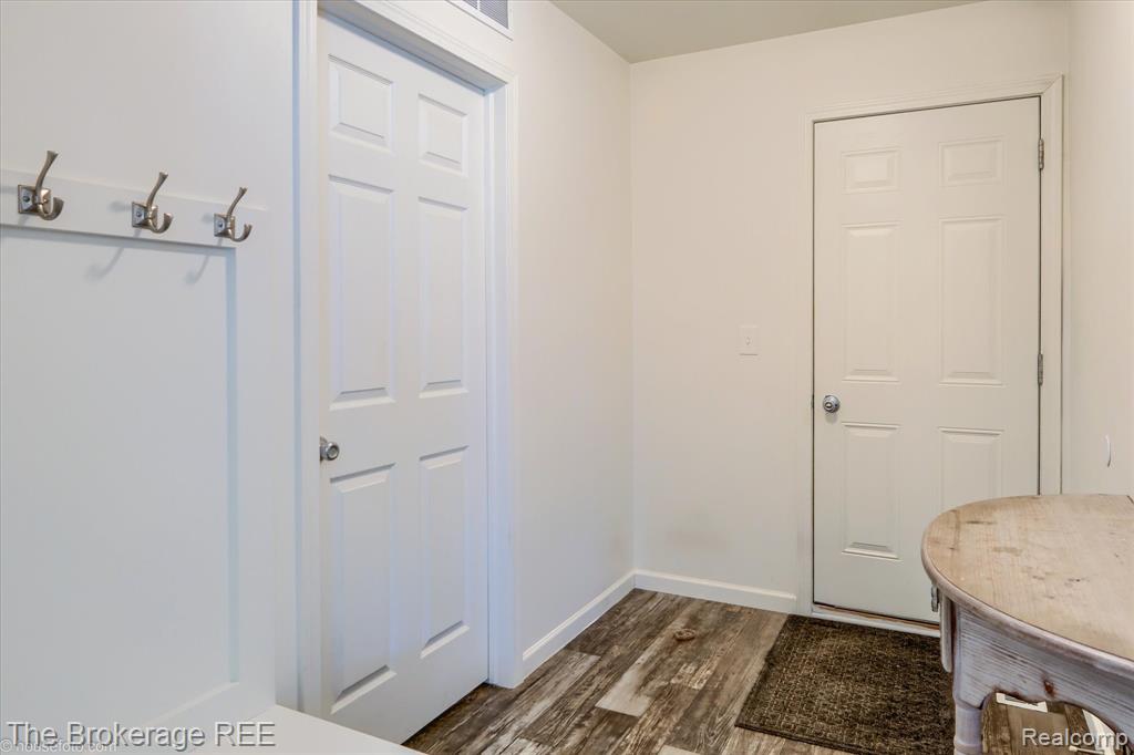 6034 Willow Trail, Grand Blanc, MI 48439 — Photo 23