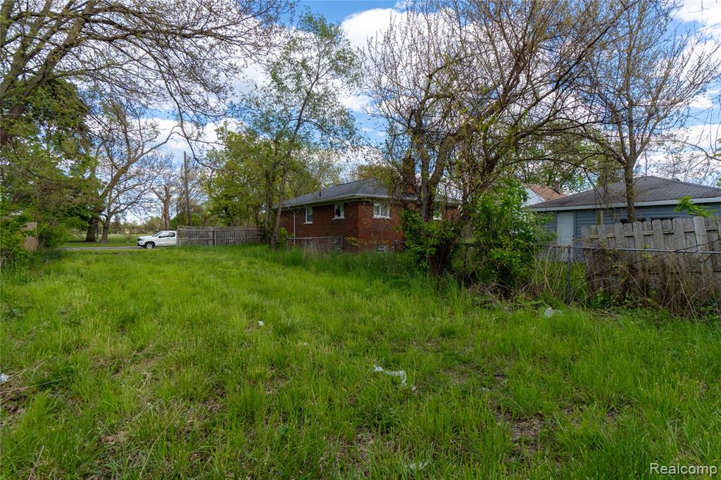 18445 Helen Street, Detroit, MI 48234 — Photo 29
