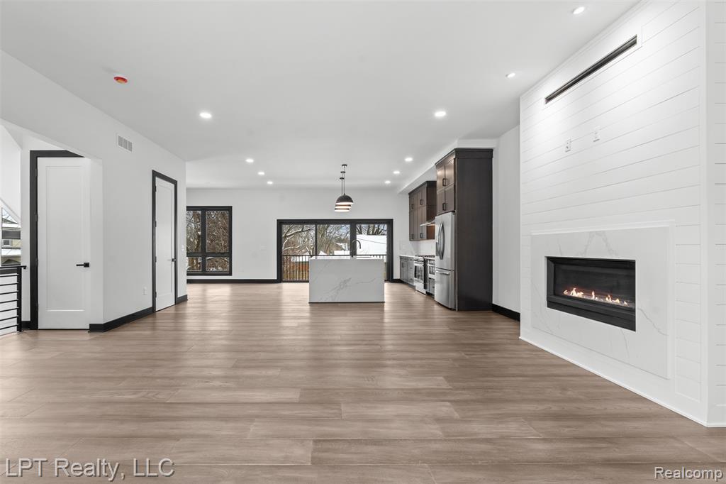 523 Walnut Street, Brighton, MI 48116 — Photo 17