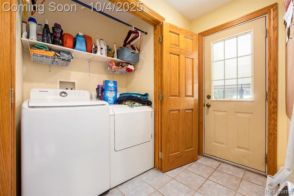 5528 E Holly Road, Holly, MI 48442 — Photo 25