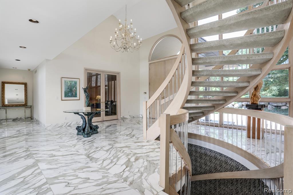 4733 W WICKFORD, Bloomfield Hills, MI 48302 — Photo 10