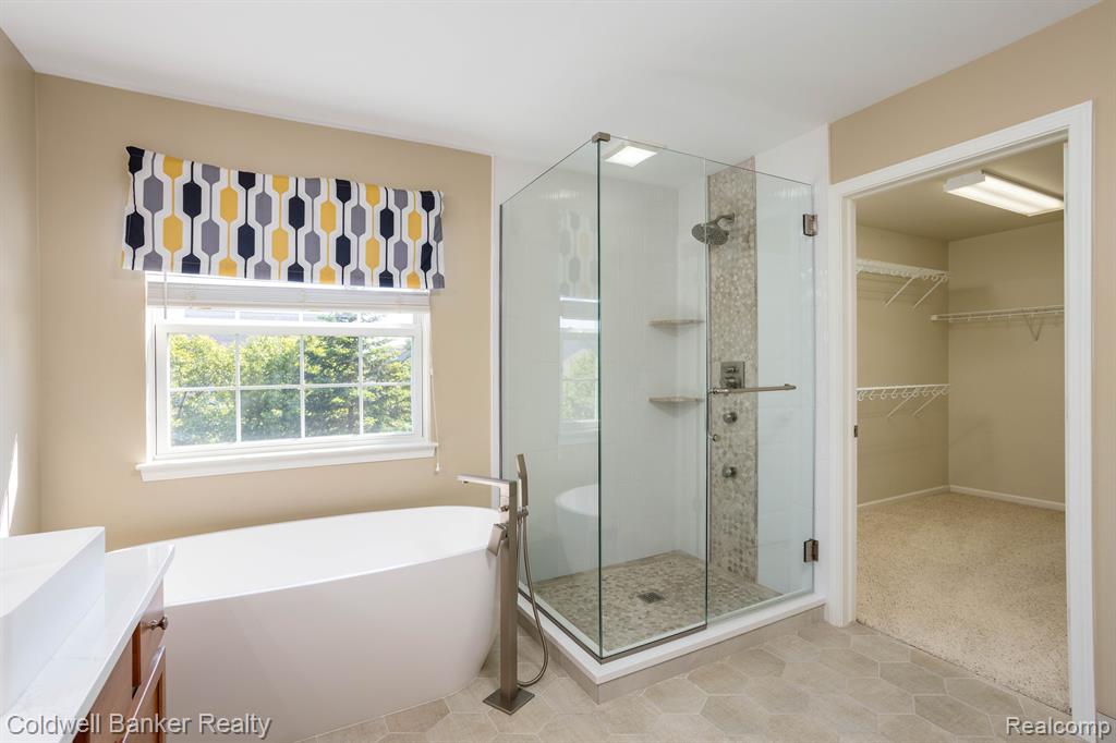 50154 BLACK HORSE Lane SW, Canton, MI 48188 — Photo 35