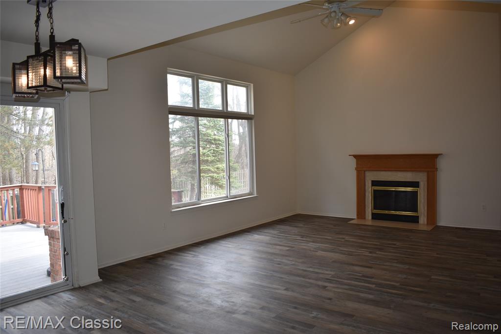 201 Columbia Drive, South Lyon, MI 48178 — Photo 22