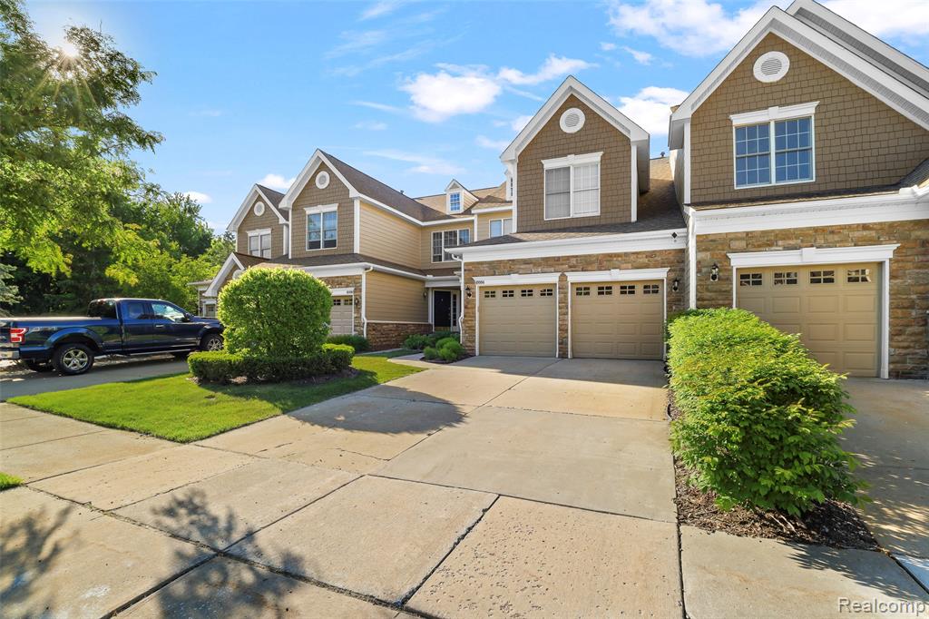 49994 Blackberry Trail, Novi, MI — front exterior