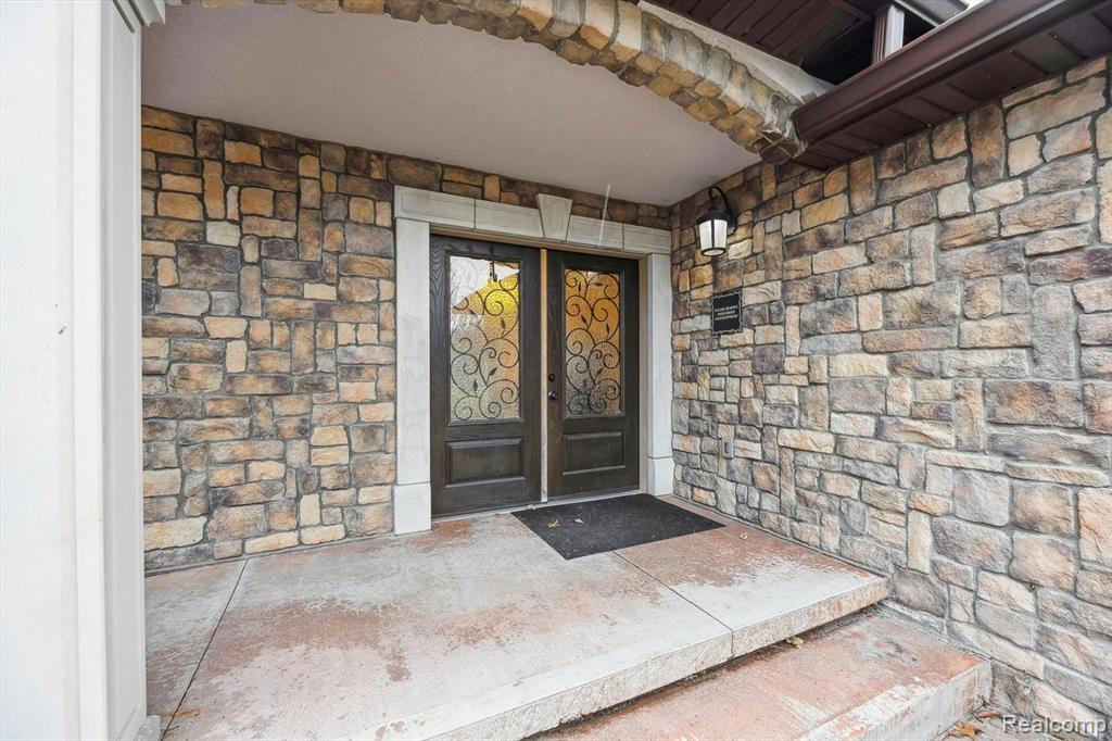 56565 10 MILE Road, South Lyon, MI 48178 — Photo 6