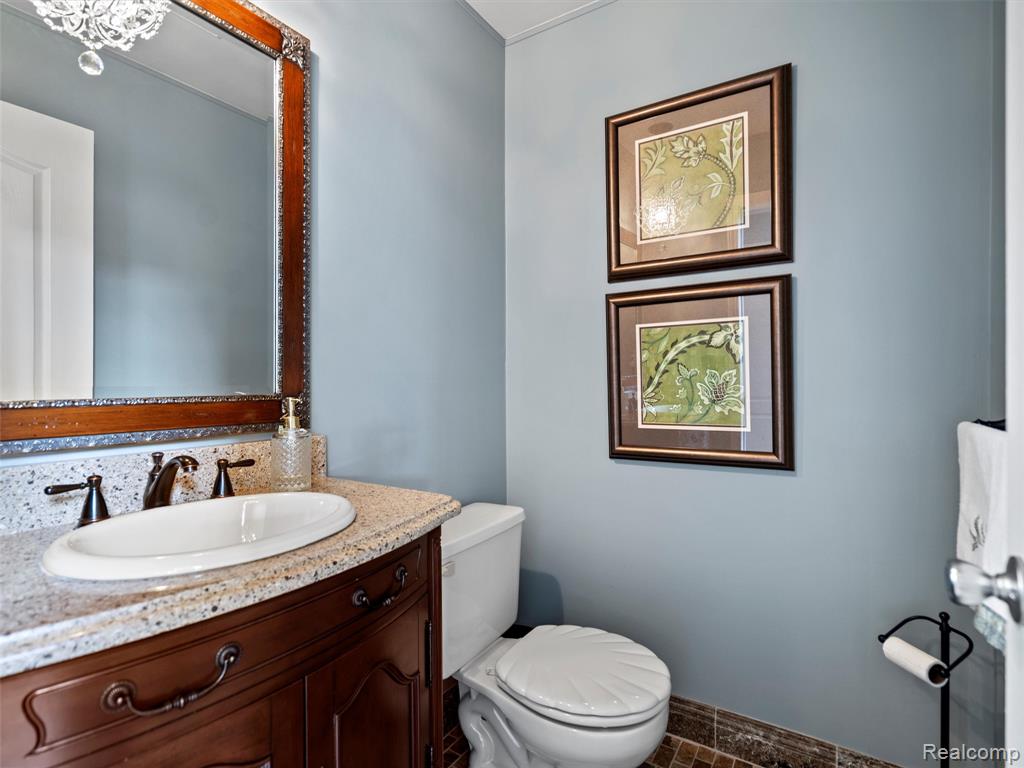 47215 Robins Nest Drive, Utica, MI 48315 — Photo 13