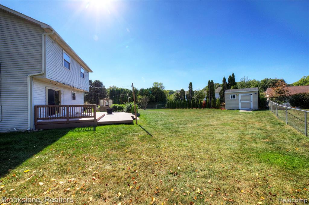 7849 Twins Drive, Waterford, MI 48329 — Photo 3