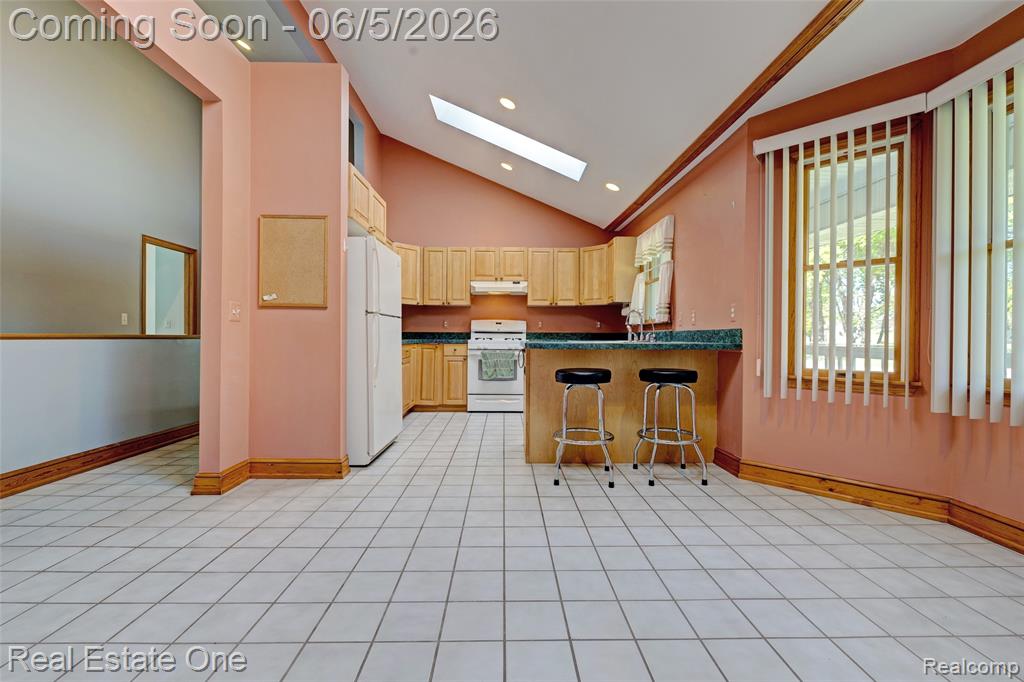 709 Bald Eagle Lake Road, Ortonville, MI 48462 — Photo 2