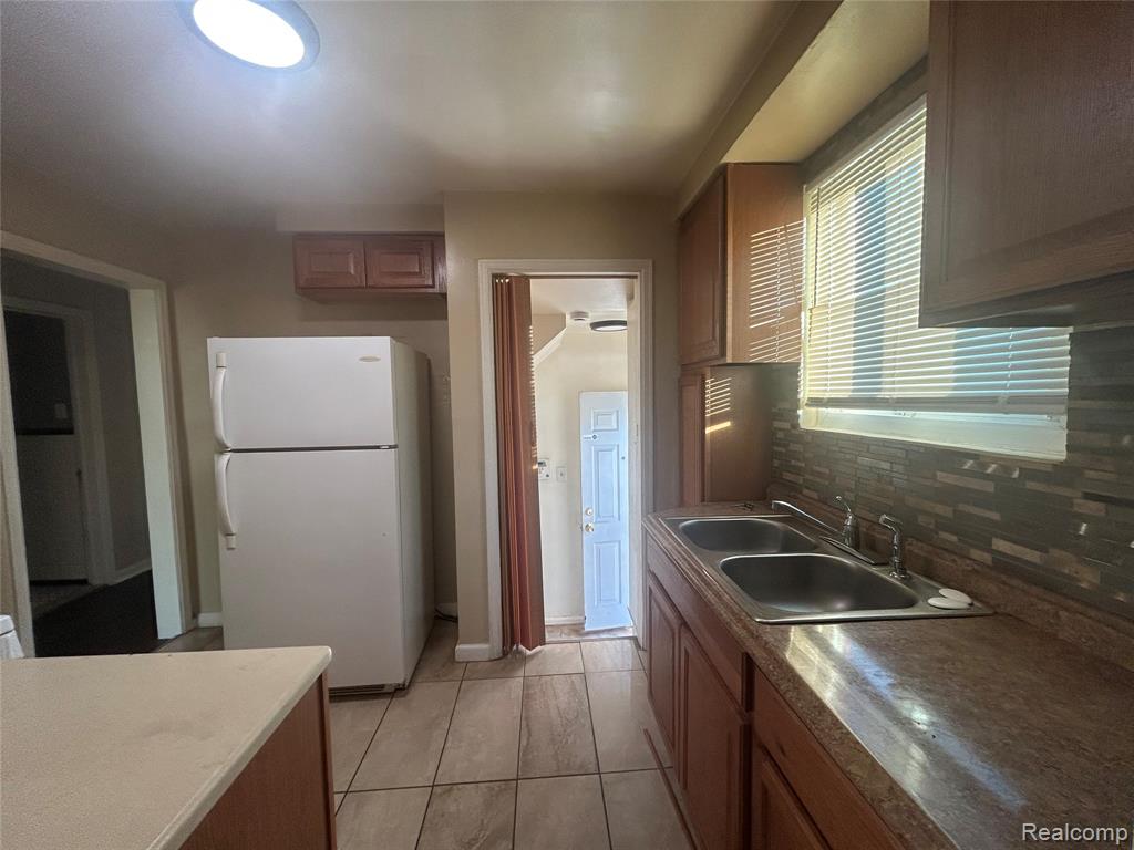 18000 Pinehurst Street, Detroit, MI 48221 — Photo 2