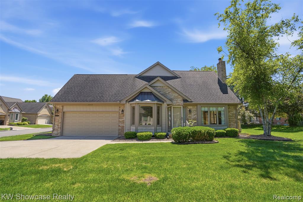 54519 Cambridge Drive, Shelby Twp, MI 48315 — Photo 2