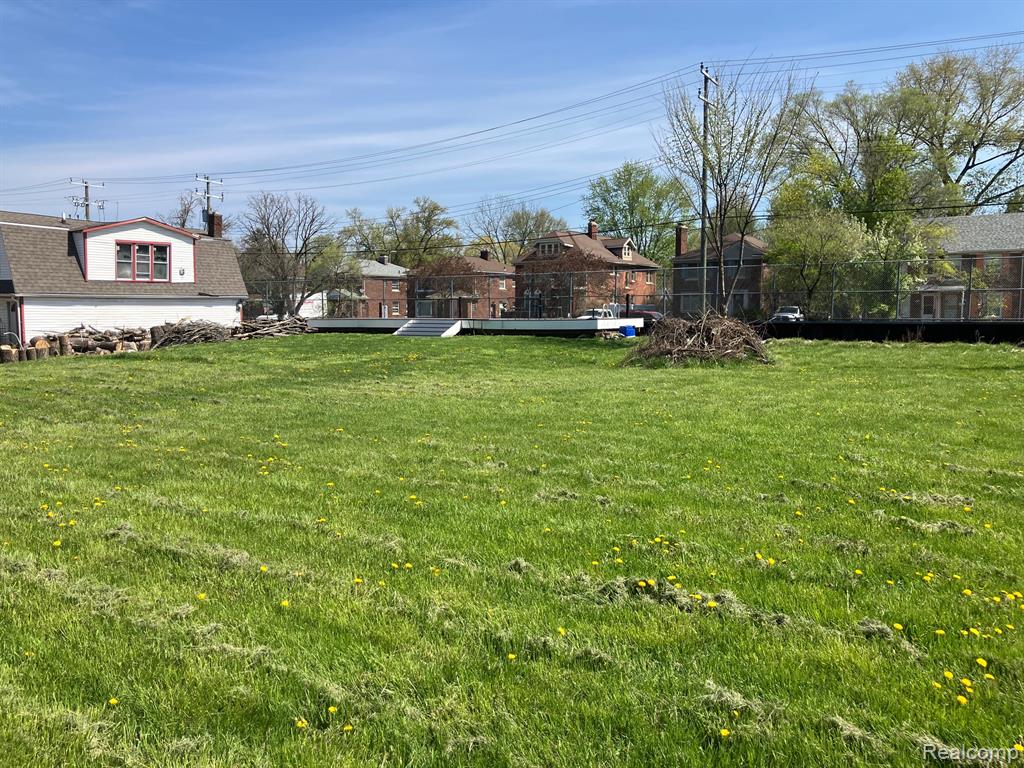 664 Ashland Street, Detroit, MI 48215 — Photo 2