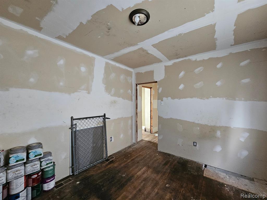 8379 WHITTAKER Street, Detroit, MI 48209 — Photo 19
