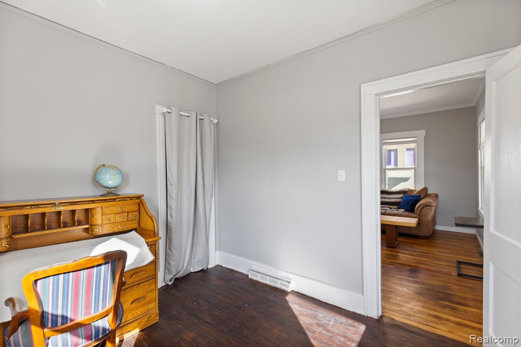 90 S Rose Street, Mount Clemens, MI 48043 — Photo 11