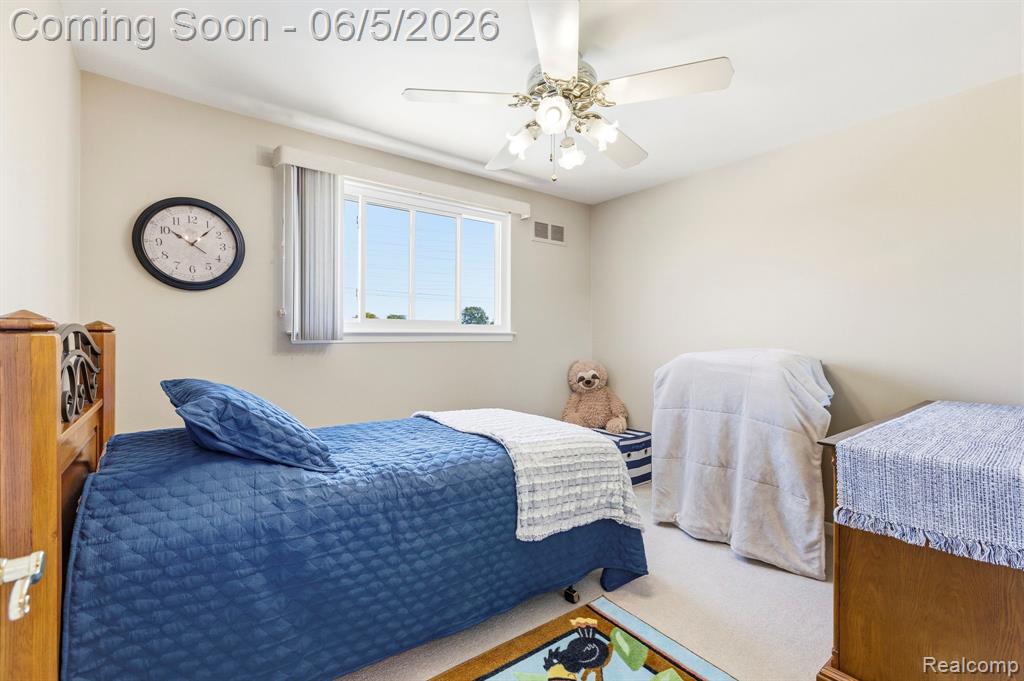 32040 Cambridge Drive, Warren, MI 48093 — Photo 31