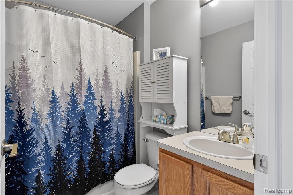 7526 Carlton Drive, Ypsilanti, MI 48197 — Photo 33