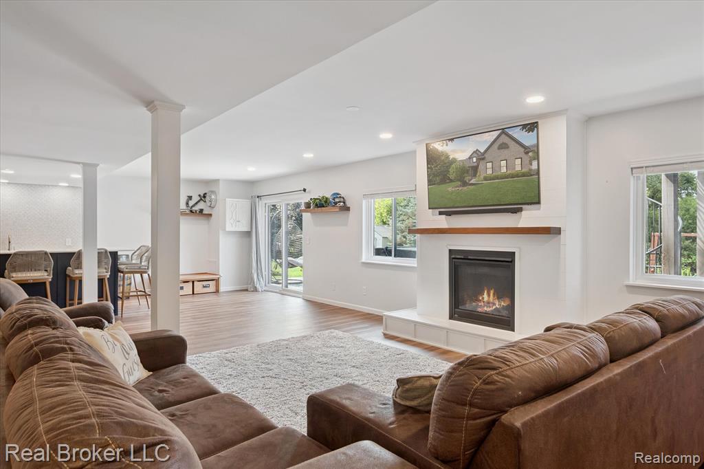 8567 Hummingbird, Commerce Twp, MI 48382 — Photo 42