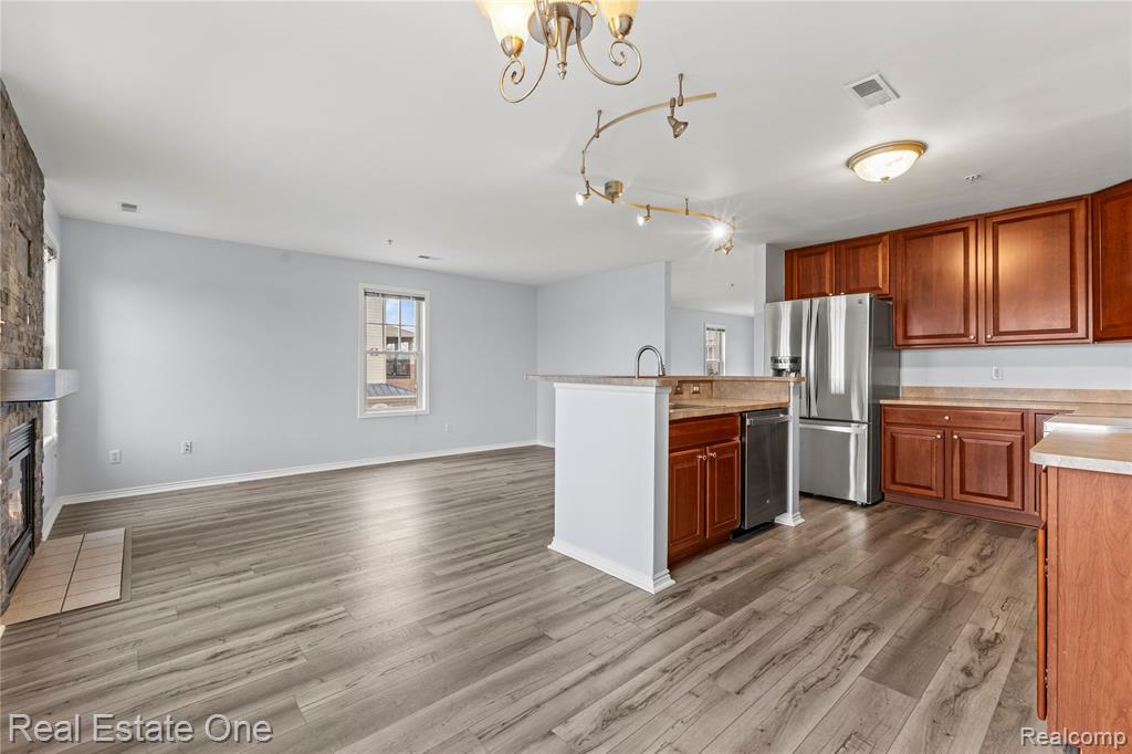 3939 Forester Boulevard, Auburn Hills, MI 48326 — Photo 14