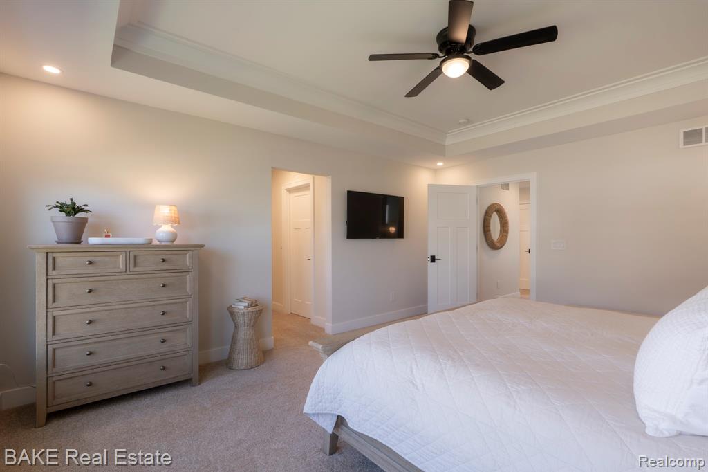 205 Mountain View Lane, Milford, MI 48381 — Photo 28