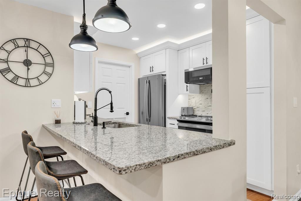 56471 Chesapeake Trail, Shelby Twp, MI 48316 — Photo 3