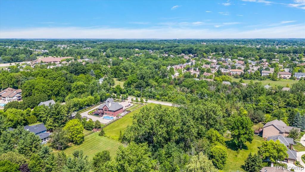 45547 W 9 Mile Road, Novi, MI — Photo 17