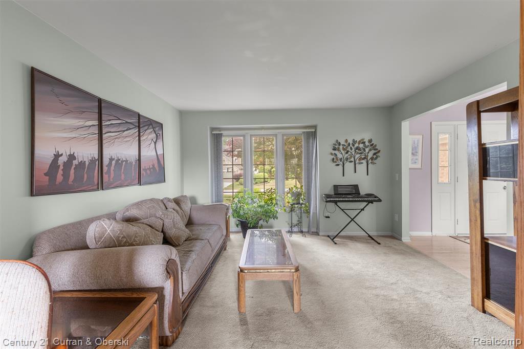 45924 Rockledge Drive, Plymouth, MI 48170 — Photo 19
