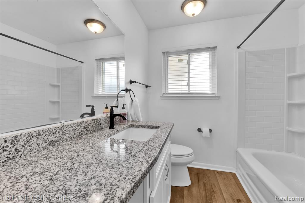 40631 Rockhill Lane, Novi, MI — Photo 20