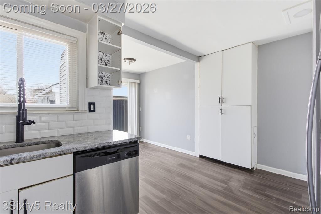 21950 Coolidge Highway, Oak Park, MI 48237 — Photo 9