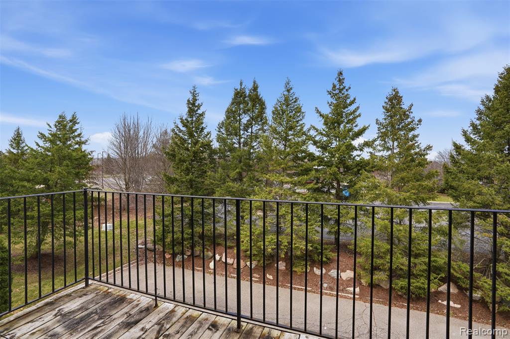 39478 Springwater Drive, Northville, MI 48168 — Photo 31