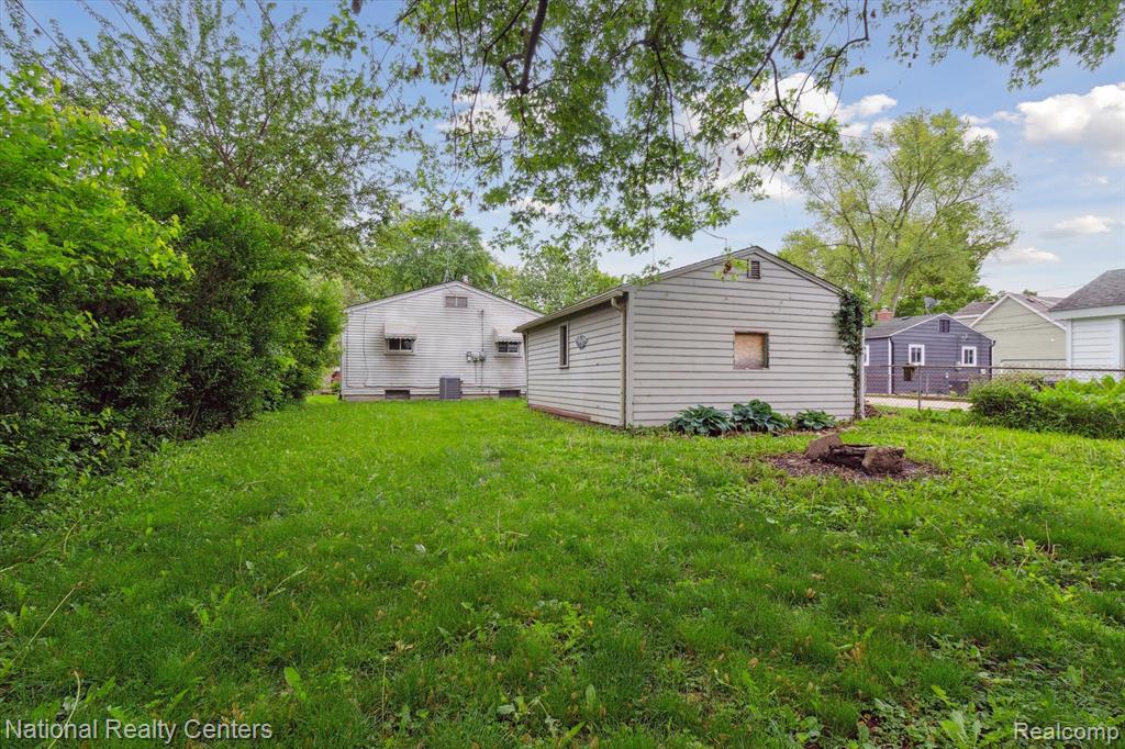 4458 Harding Street, Dearborn Heights, MI 48125 — Photo 27