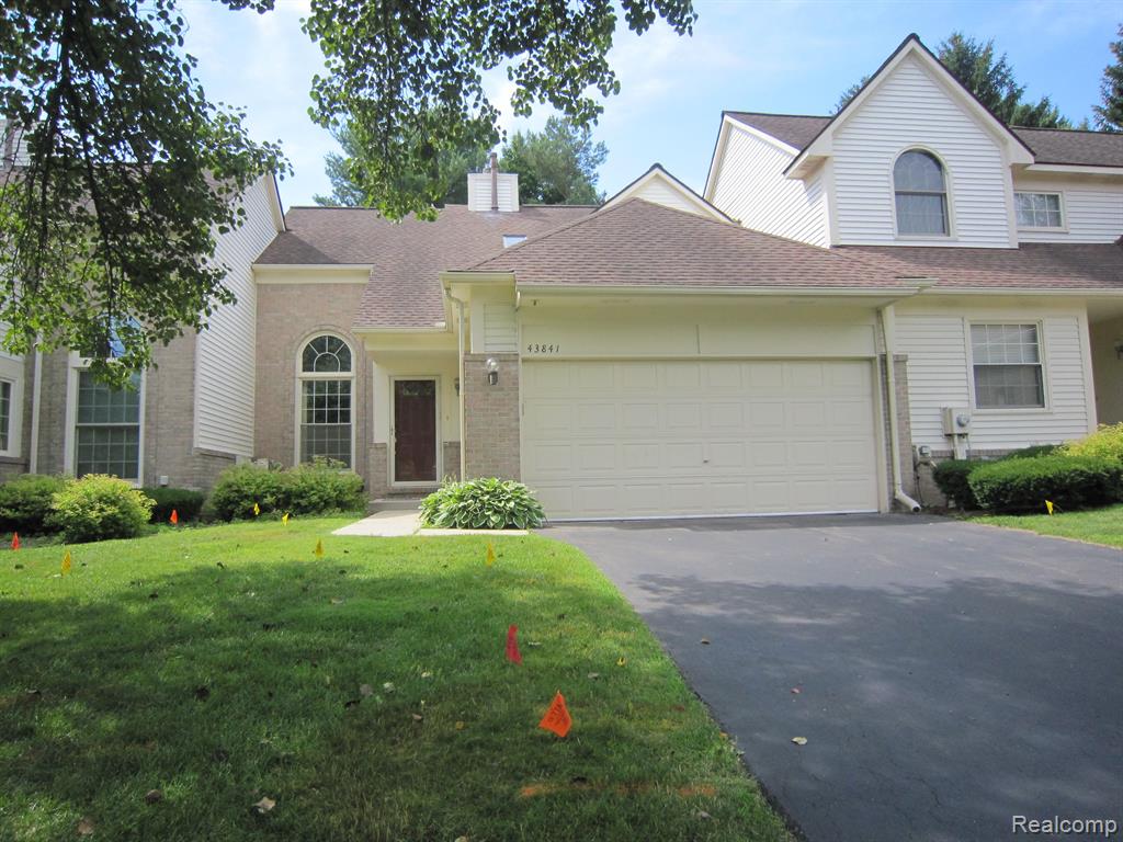 43841 ALGONQUIN Drive, Novi, MI — Photo 2