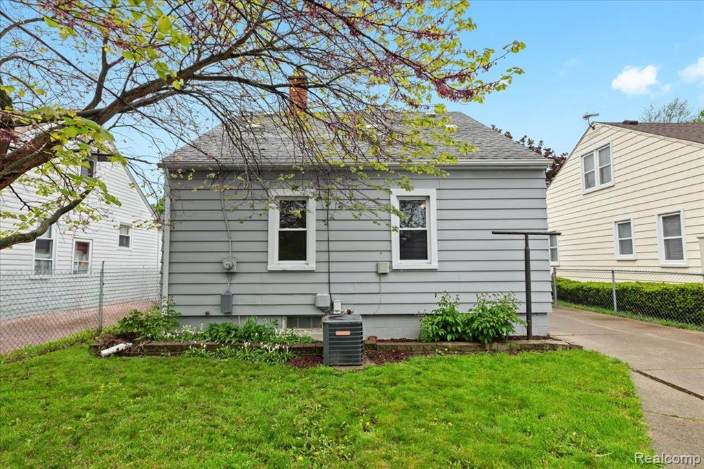 6881 Jackson Street, Taylor, MI 48180 — Photo 28