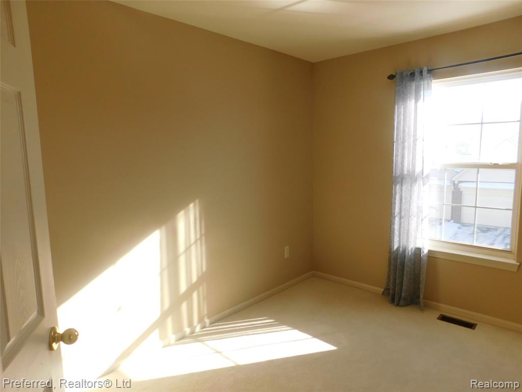 43124 PROVIDENCE Lane, Canton, MI 48188 — Photo 20