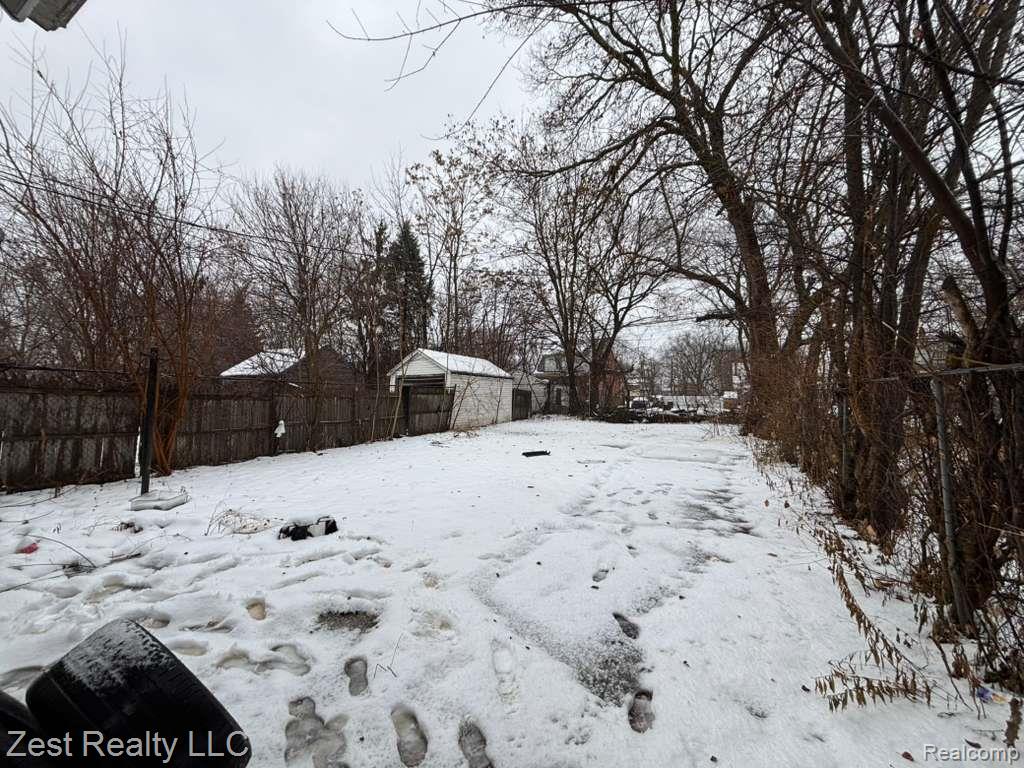 9206 PINEHURST Street, Detroit, MI 48204 — Photo 22