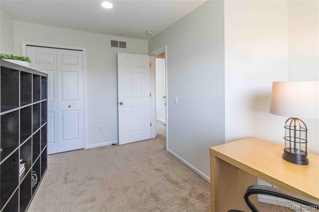 47302 Butler Lane, Novi, MI — Photo 39