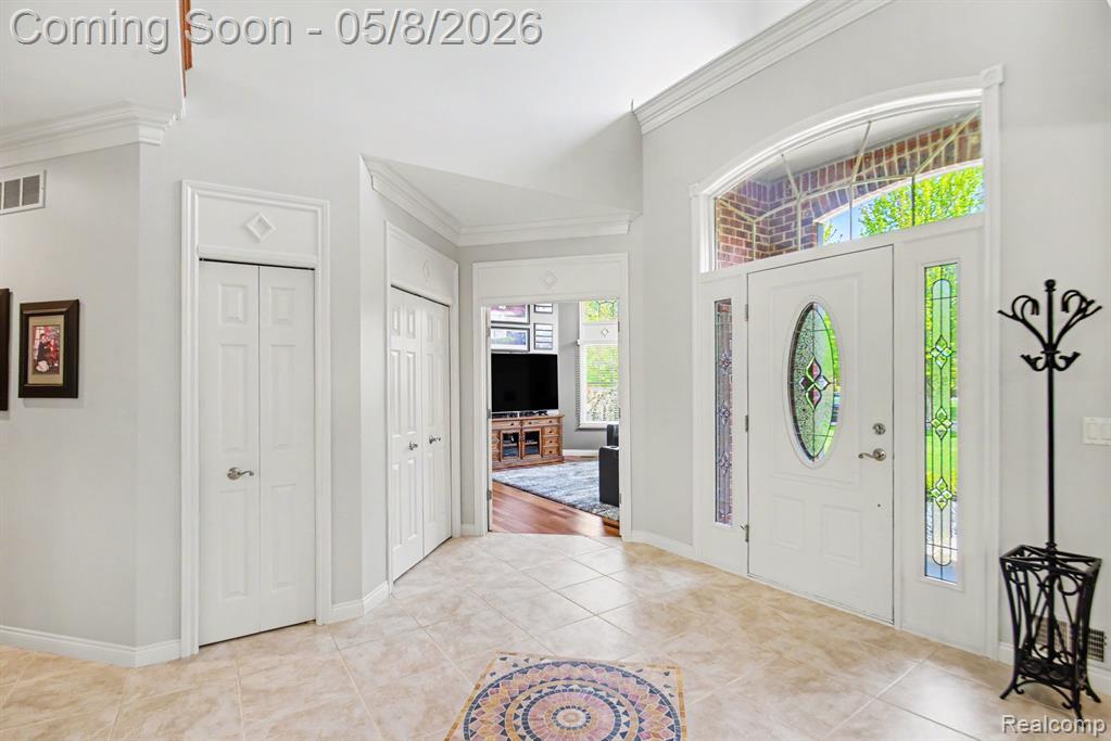 6086 Admiral Court, Washington, MI — Photo 4