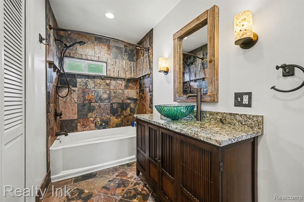 16944 Franklin Road, Northville, MI 48168 — Photo 8