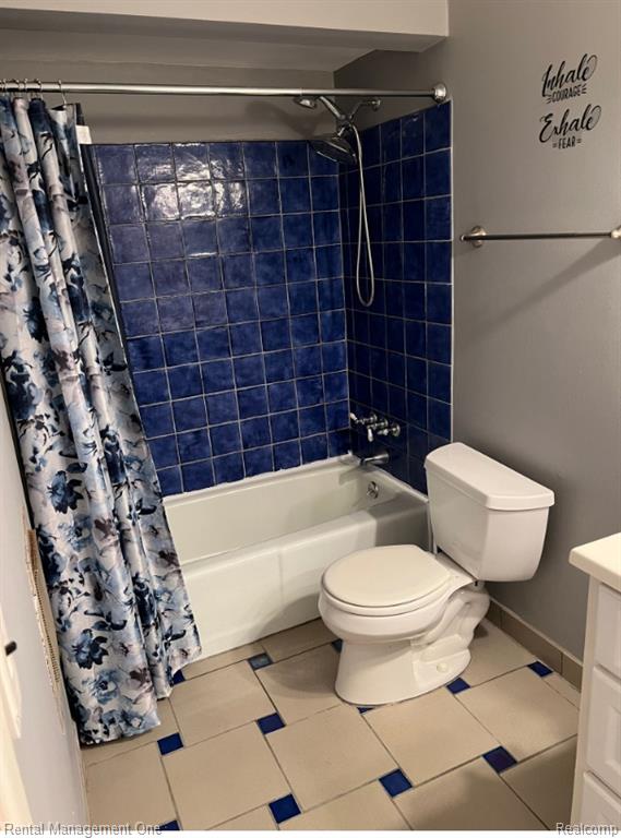 7610 Woodview Drive, Westland, MI — Photo 13
