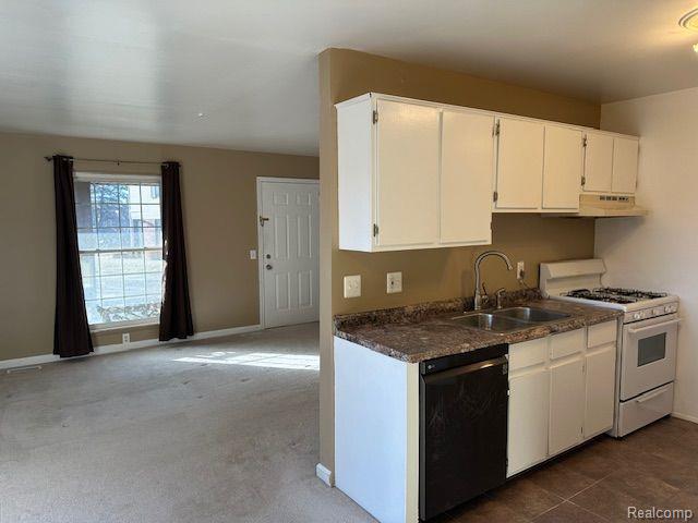 42562 SARATOGA Road, 30, Canton, MI 48187 — Photo 13