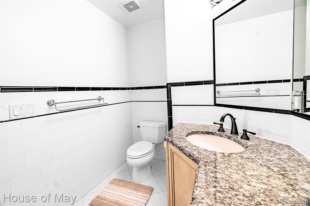 712 E GUNN Road, Rochester, MI 48306 — Photo 29