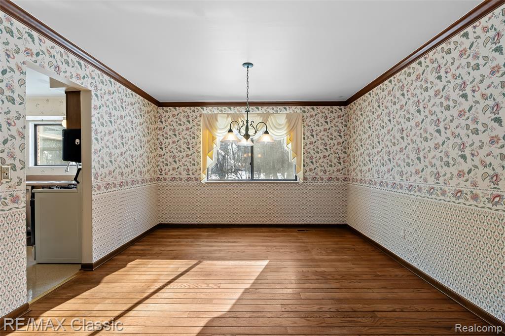 6313 Kiev Street, West Bloomfield, MI 48324 — Photo 12