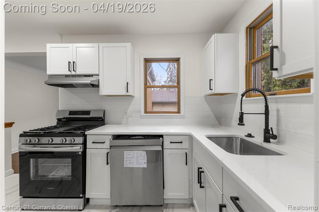 6593 King Avenue, Allen Park, MI 48101 — Photo 7