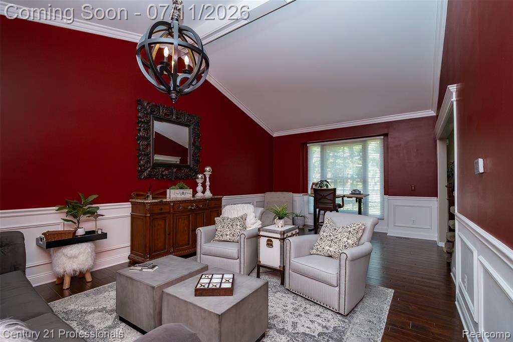 689 Woodfield Way, Rochester Hills, MI 48307 — Photo 19