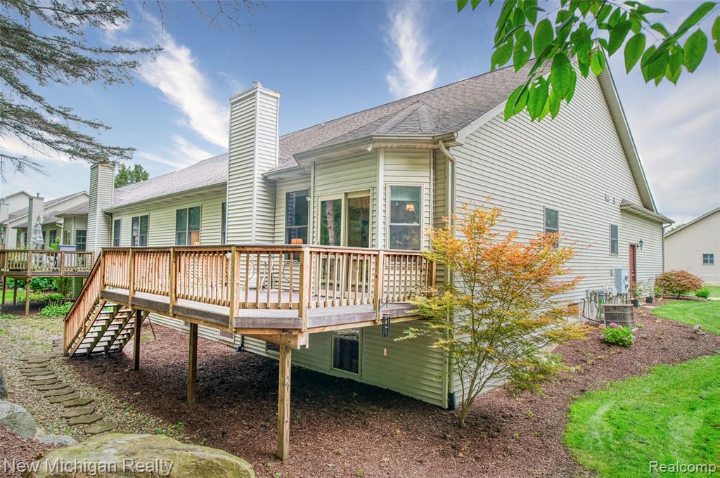13111 Harbor Landings Drive, Fenton, MI 48430 — Photo 39