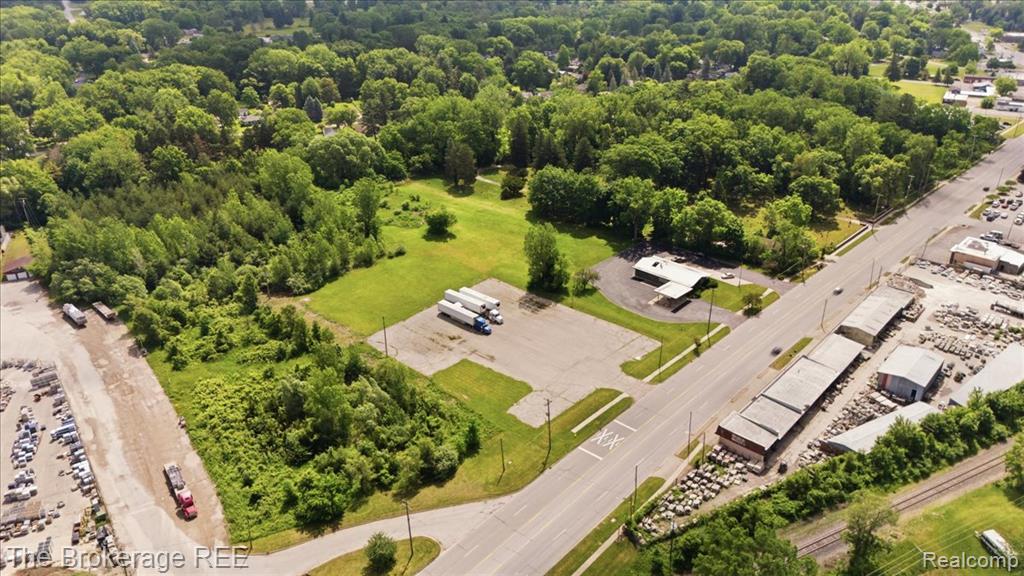 6093 Dixie Highway, Bridgeport, MI 48722 — Photo 15