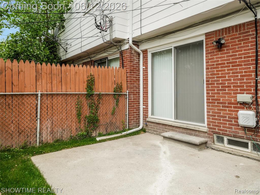 20120 Brian Court, Clinton Twp, MI 48035 — Photo 24