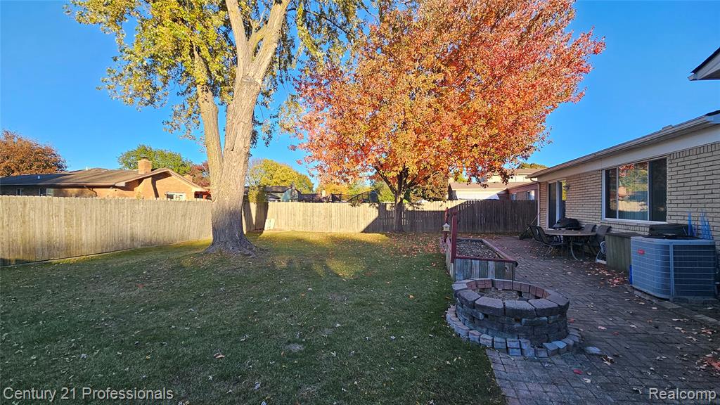 4939 Duchess Drive, Sterling Heights, MI 48310 — Photo 40