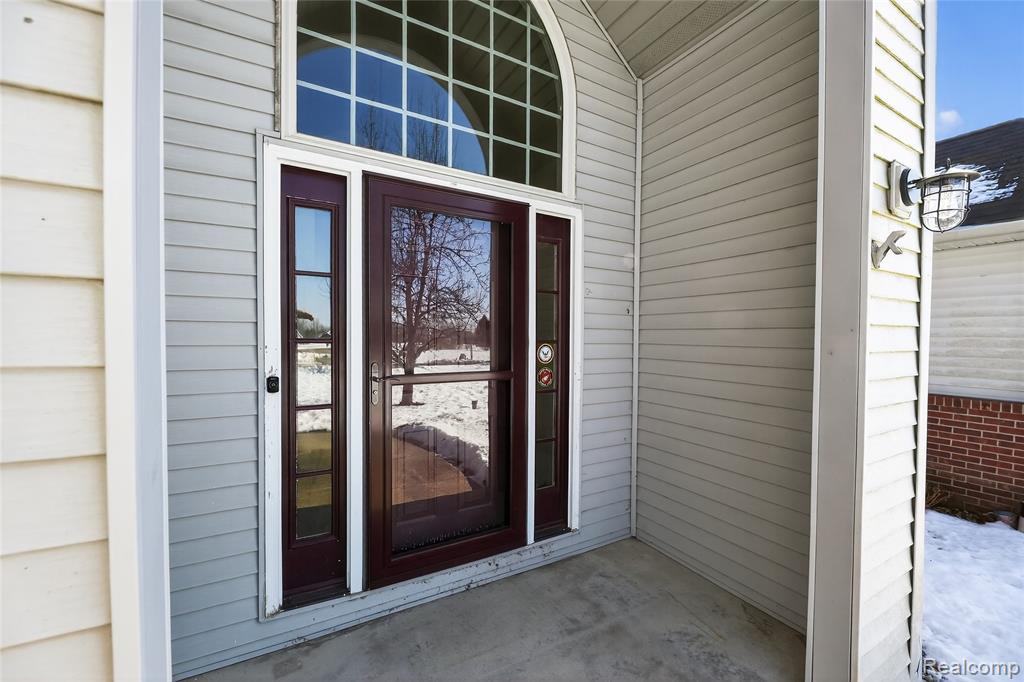 468 Dama View Court, Howell, MI 48855 — Photo 2