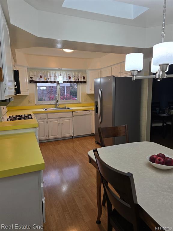 6929 CHADWICK Drive, Canton, MI 48187 — Photo 18